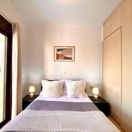 Seaview With Shared Pool, Almyrida * Chania (Crete)