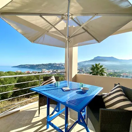 Seaview With Shared Pool, Almyrida Apartment
