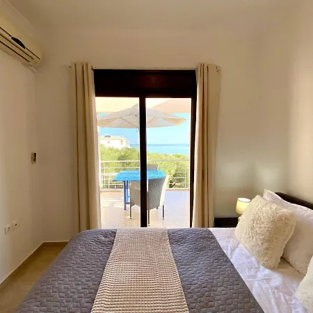 Seaview With Shared Pool, Almyrida * Chania (Crete)