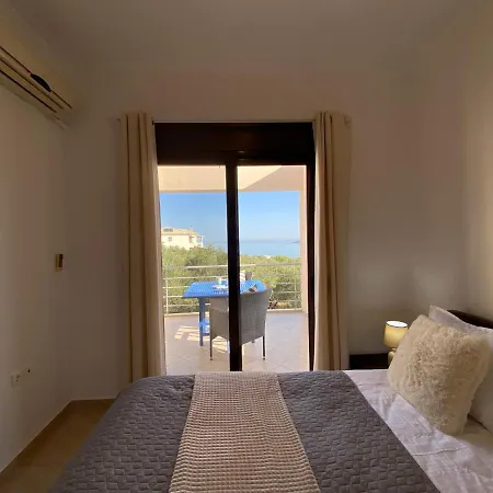Seaview With Shared Pool, Almyrida * Chania (Crete)